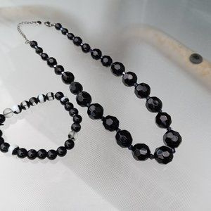 Ladies black beaded necklace choker length & beaded elastic bracelet